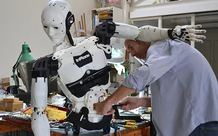Robotics by 3D Printing